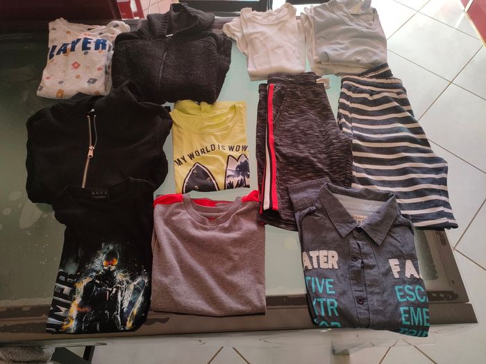 Lot vêtements garçon 10 ans