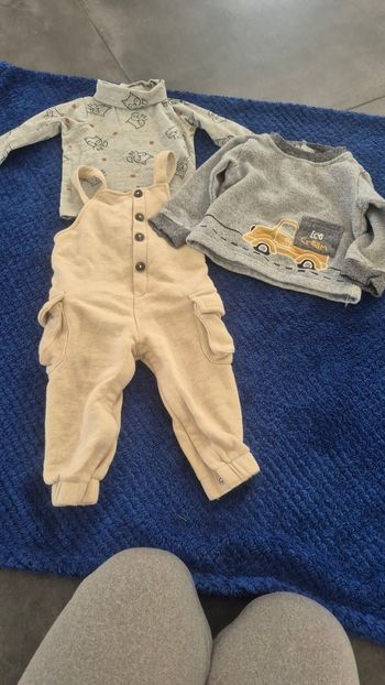 Vend ensemble 3 pièces  18 mois plusieurs marque
