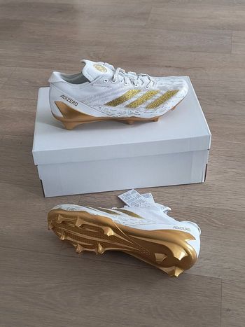 Crampons rugby, football américain adidas Adizero taille 44 2/3 neuves 