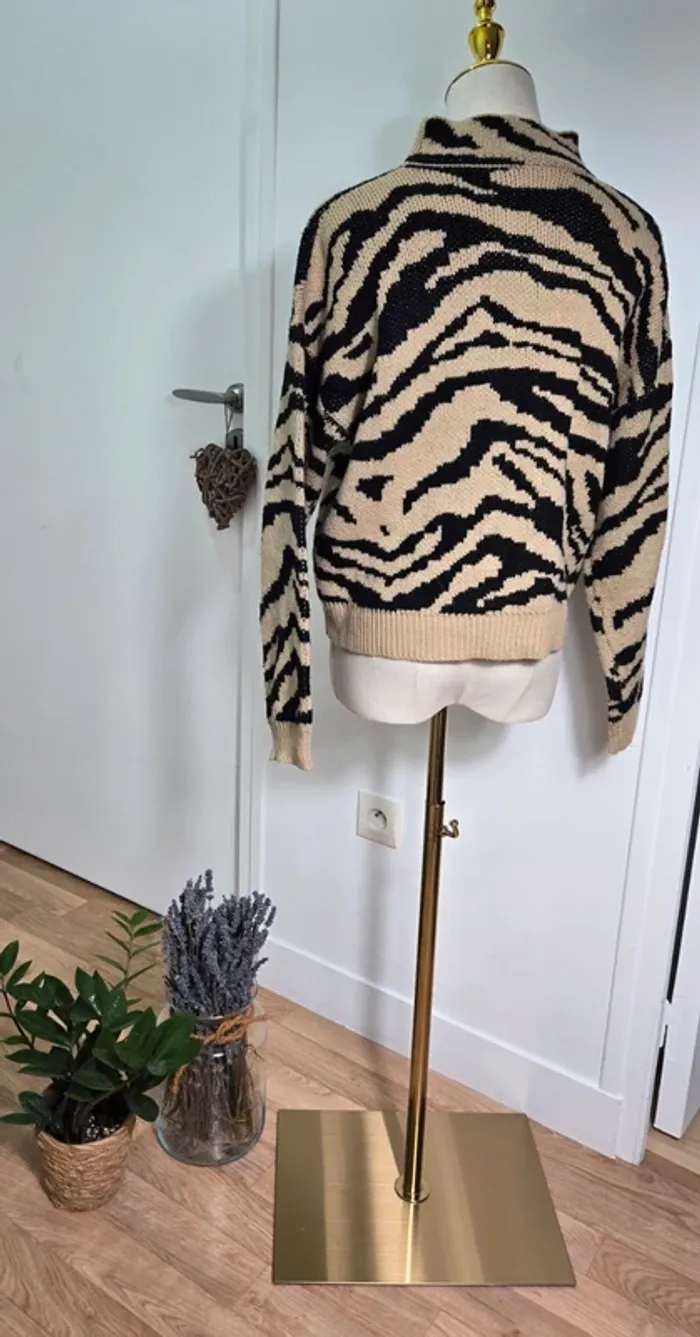 Pull noir&beige taille M Shein - photo numéro 2