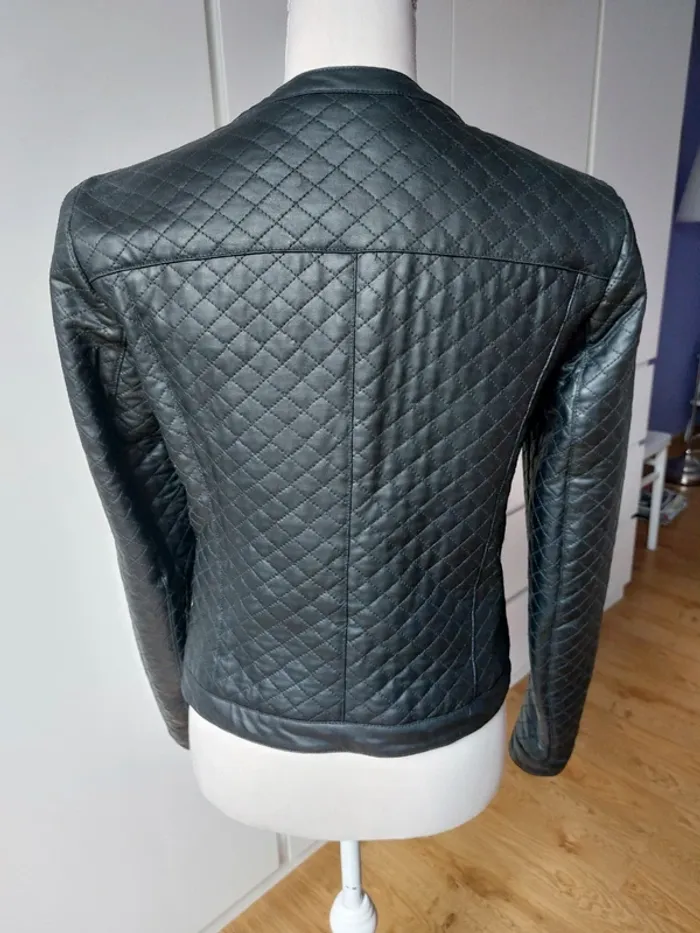 Très jolie veste effet matelassé - photo numéro 5