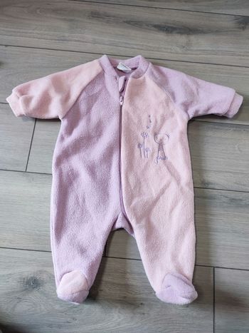 Pyjama polaire Lila rose 3 mois très bon état