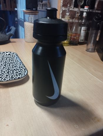 Gourde Nike noir