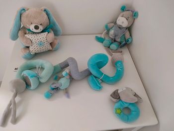 Lot de peluches hochet