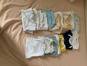 Lot de bodys en 3 mois