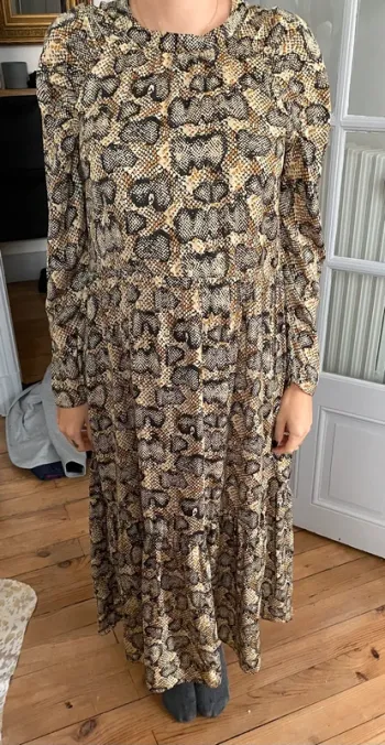 Robe longue motifs serpent Zara