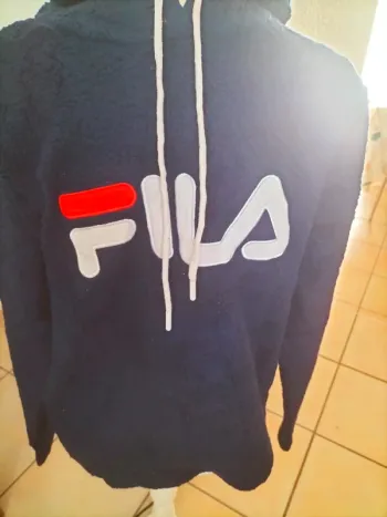 Sweat polaire capuche Fila