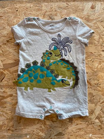 Combinaison 12 mois 🦖