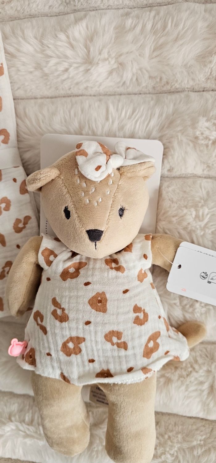 Ensemble de 3 langes et peluche doudou assorti Noukie's Neufs - photo numéro 6