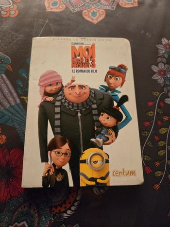 Livre moi moche et méchant 3