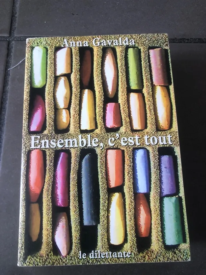 Livre ensemble, c’est tout 📕 - photo numéro 2
