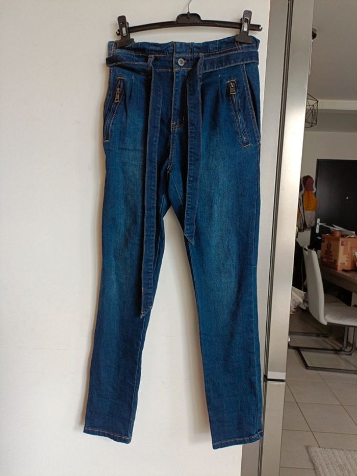 Jean taille haute avec ceinture assorti Denim - Taille S Convient M- Bleu marine
