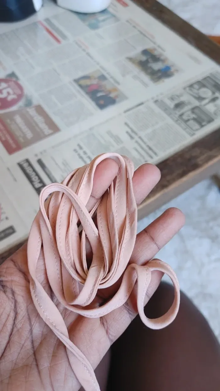 Jolie robe couleur rose corail avec cordon - photo numéro 9