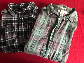 Lot de 2 chemises à carreaux H&M taille L et XL