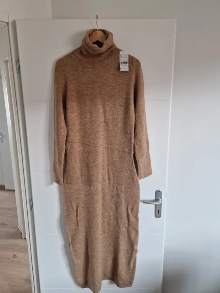 Robe longue Mango camel taille L neuve - photo numéro 2