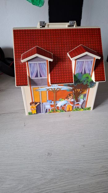 Maison Playmobil transportable