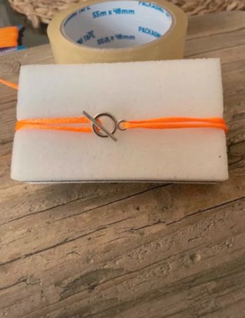Collier fermoir attache simple