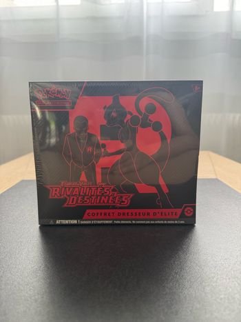 Pokémon Coffret Dresseur Élite(ETB) EV10 Rivalités Destinées Écarlate et Violet Neuf Français