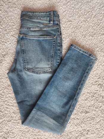 Jean bleu effet rapiécé T.34/XS