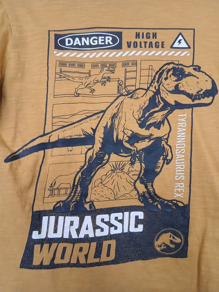 T shirt manches longues jurrasic world 10 ans - photo numéro 3