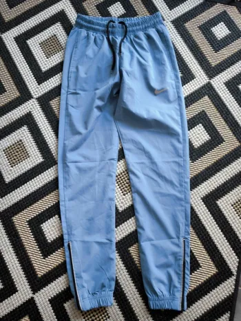 Pantalon jogging taille s comme neuf