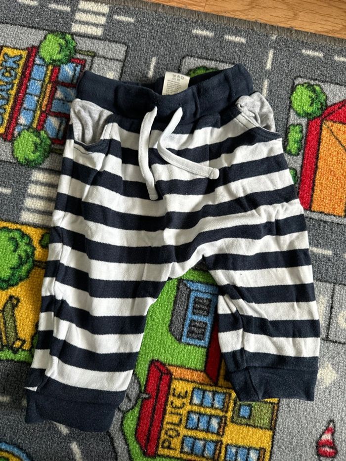 Pantalon 6 mois - photo numéro 7