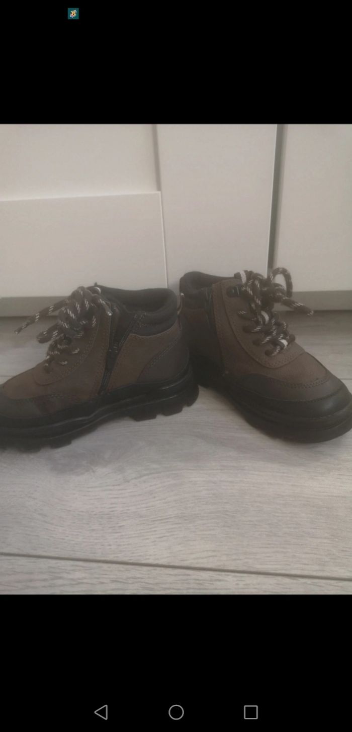 Bottines zara brune pointure 25 - photo numéro 2