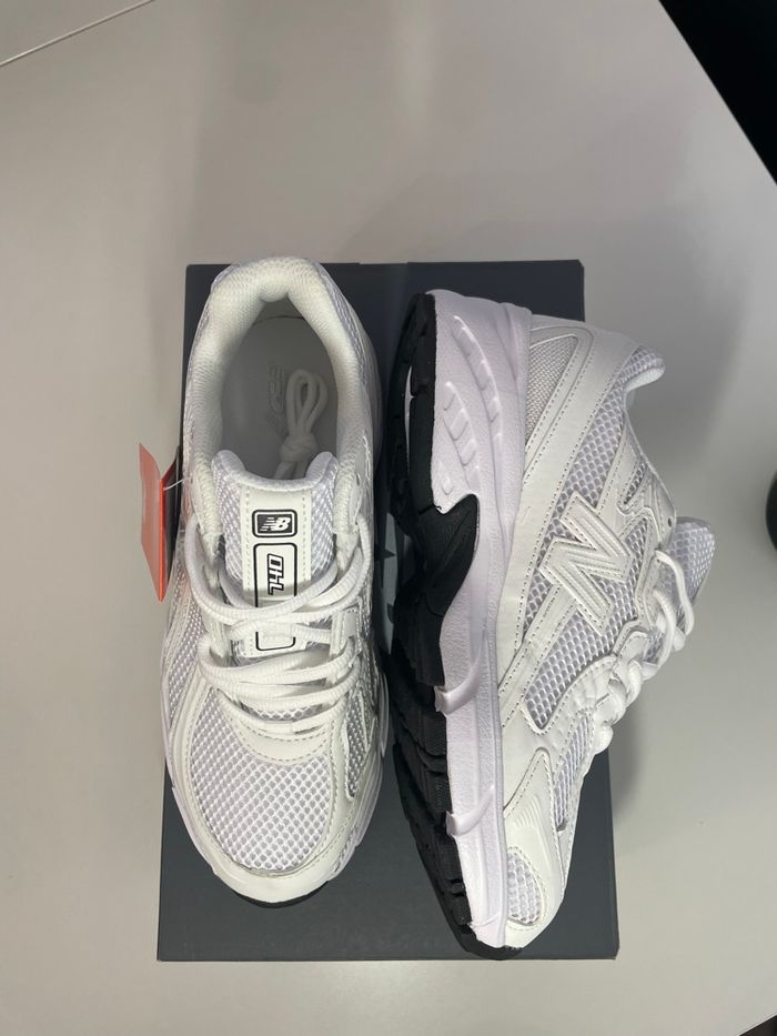 New Balance 740 blanches – neuves avec étiquette + boîte - photo numéro 4