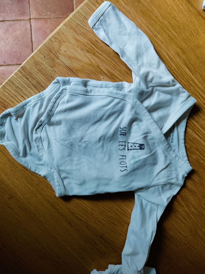 6 bodies croisés - photo numéro 3