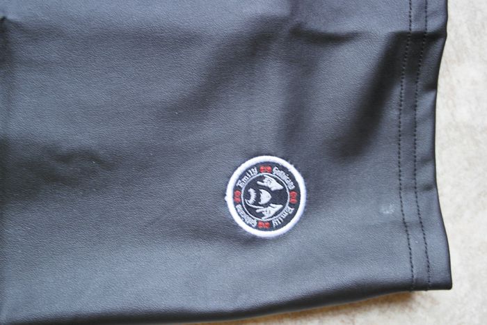 jupe Emily the Strange - taille M - photo numéro 2