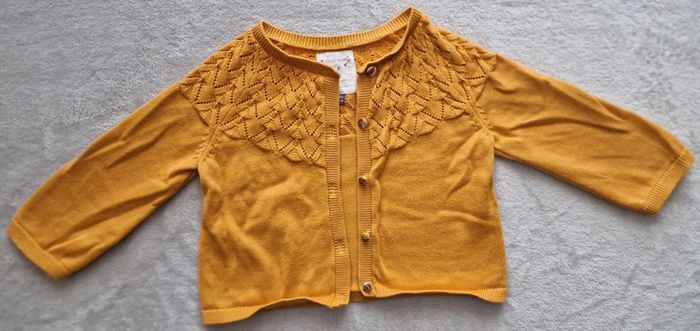 Gilet moutarde à boutons décorés - 18M - Sergent Major (TBE) - photo numéro 2