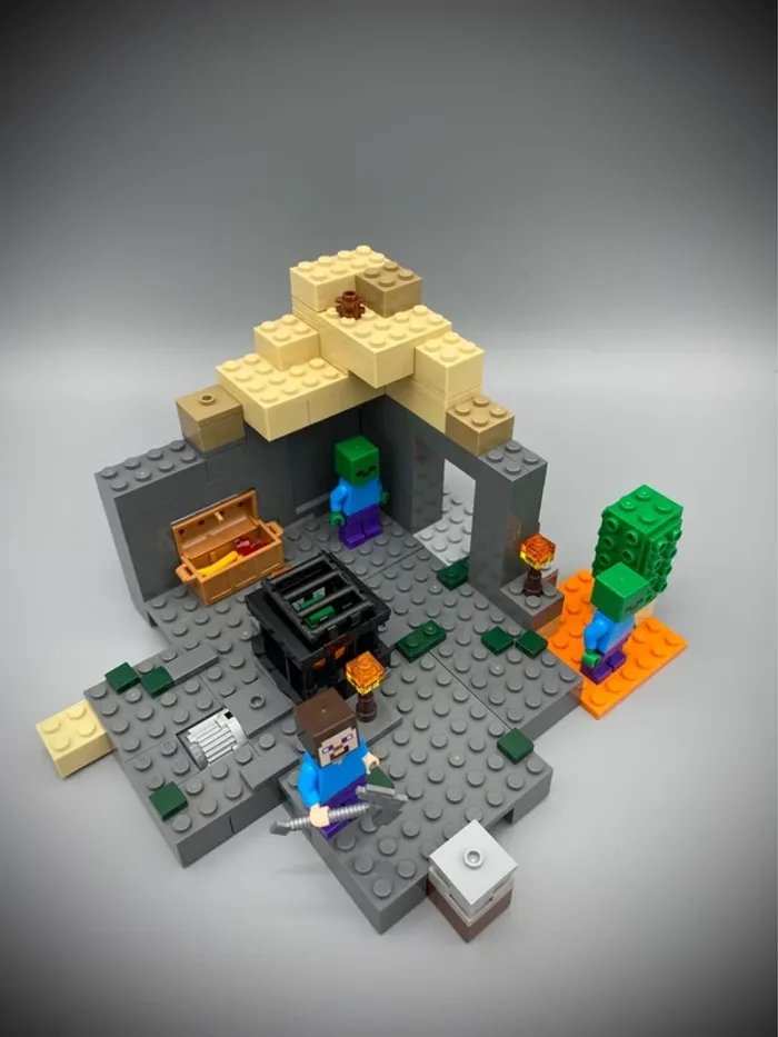 LEGO Minecraft 21119 - Le Donjon - Complet avec Notice - photo numéro 9