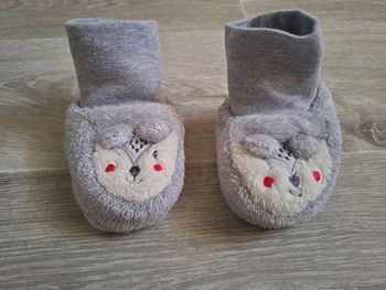 Chaussons bébé polaire gris 3-6M - neufs