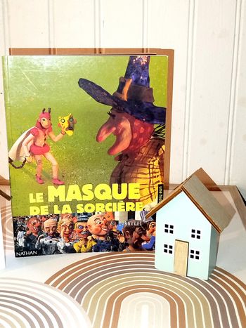 📚 Nathan Le masque de la sorcière Neuf