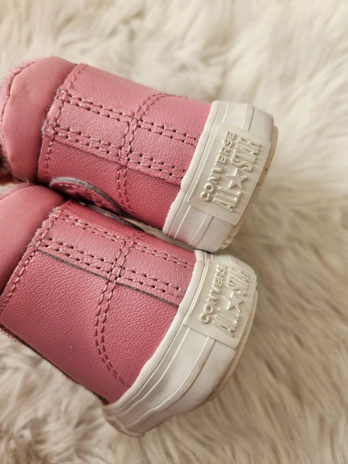 Bottines Converse bébé fourrées rose neuves - photo numéro 2