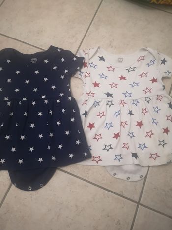 Lot de 2 robes bodies intégrés