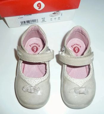 10 € Chaussures Garvalin bébé fille taille 20