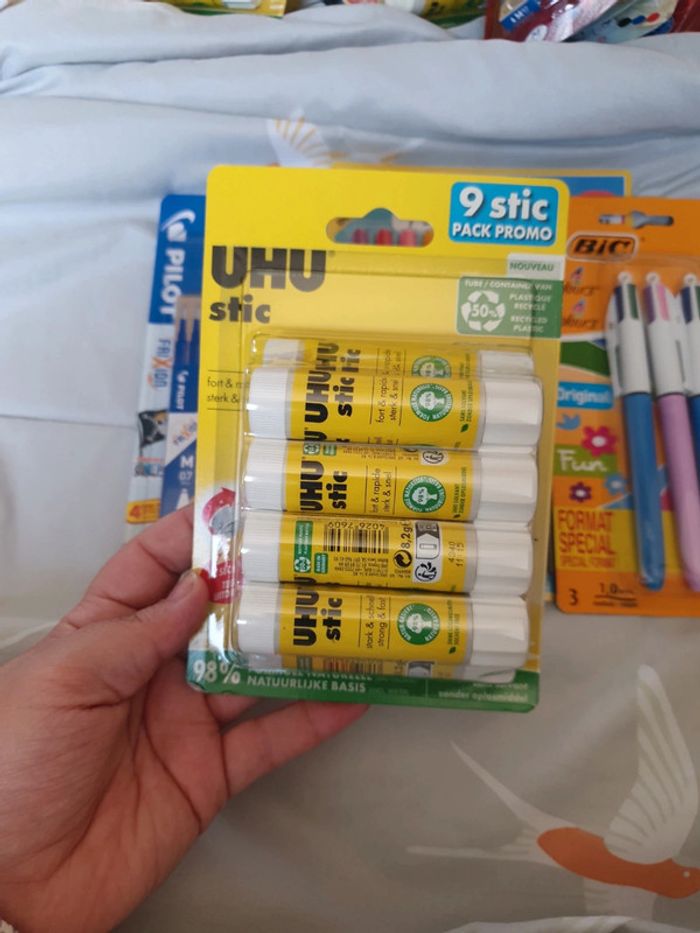 Lot fournitures scolaires - photo numéro 2