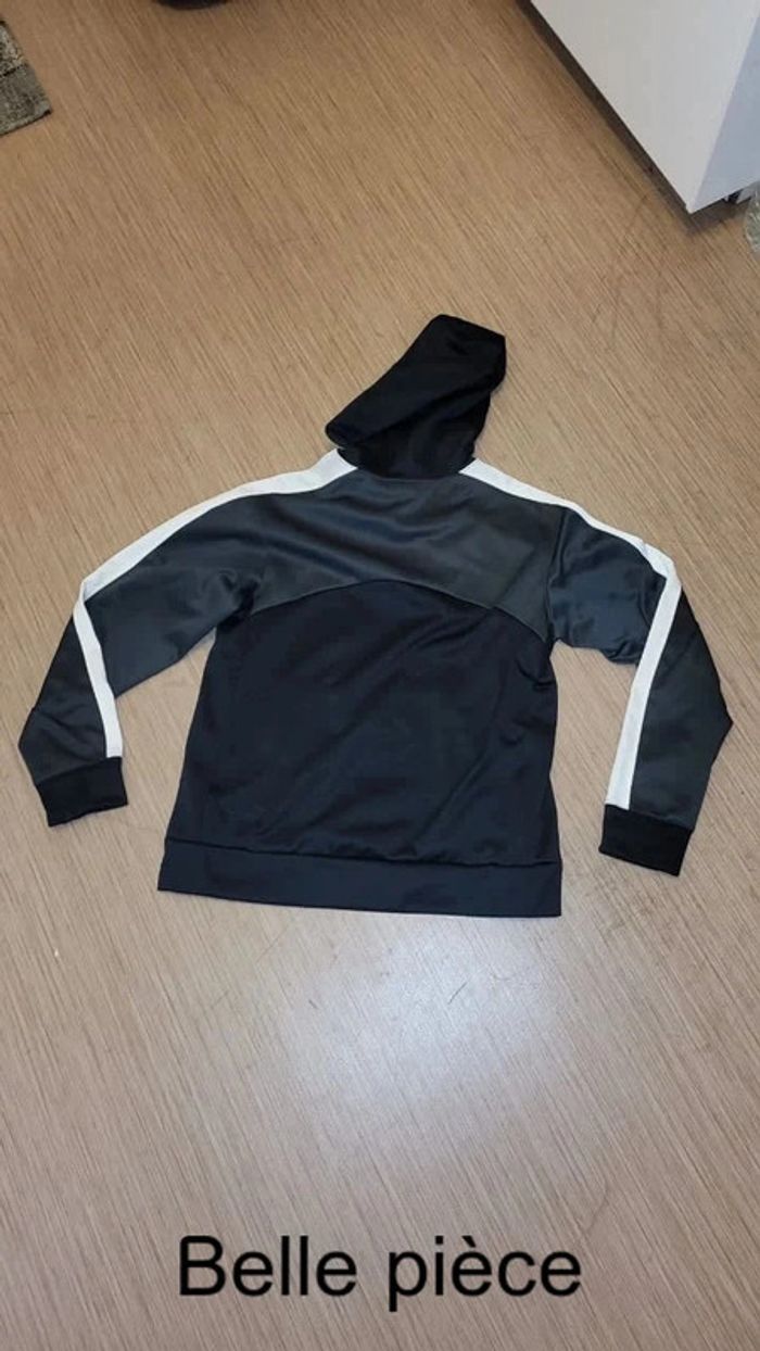 Sweat shirt / pull à capuche nike vintage / rétro - photo numéro 2