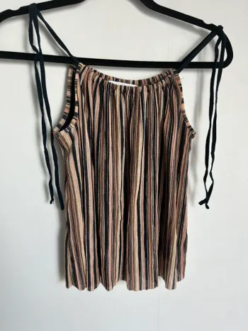 Jolie haut femme taille S camaïeu