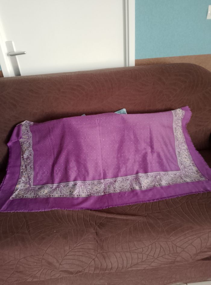 Grand foulard - photo numéro 3