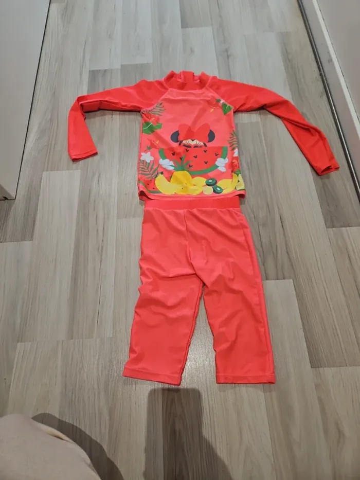 Maillot de bain 2 pieces 6 ans