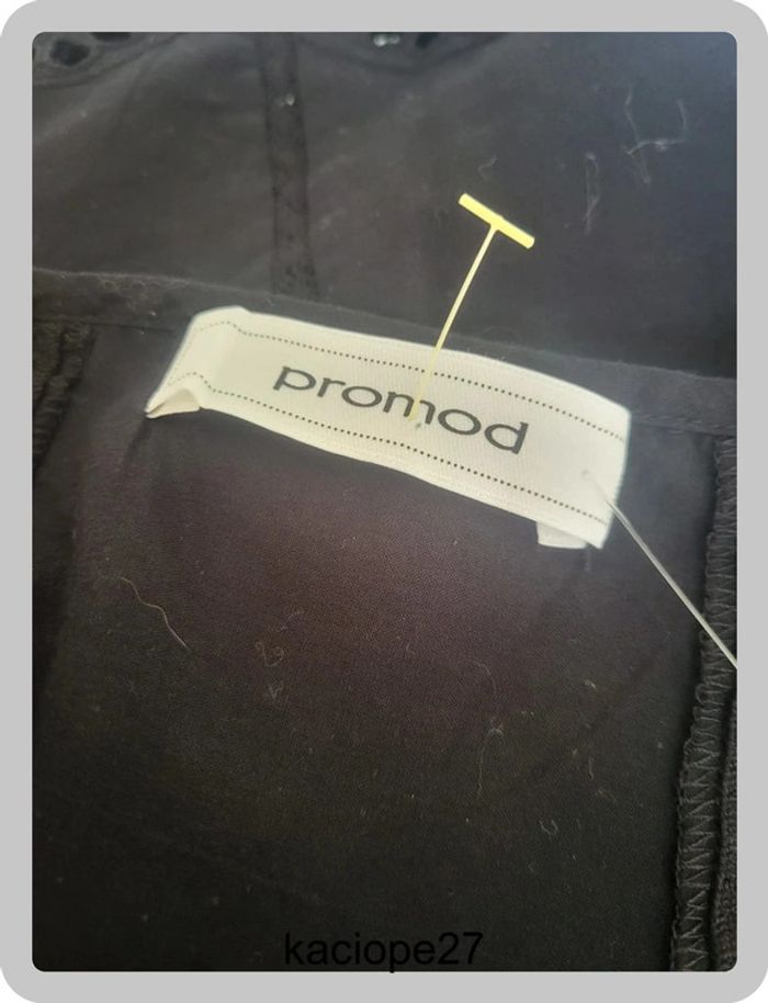 Blouse noire Promod T36 (EU 36 / US 4) en coton - Broderie anglaise manches & bas - photo numéro 3