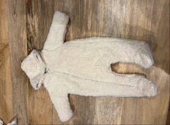 Combinaison Zara pour bébé taille 1 a 3 mois