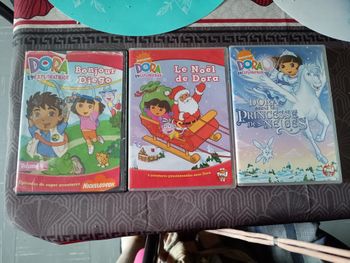 3 dvd Dora l'exploratrice