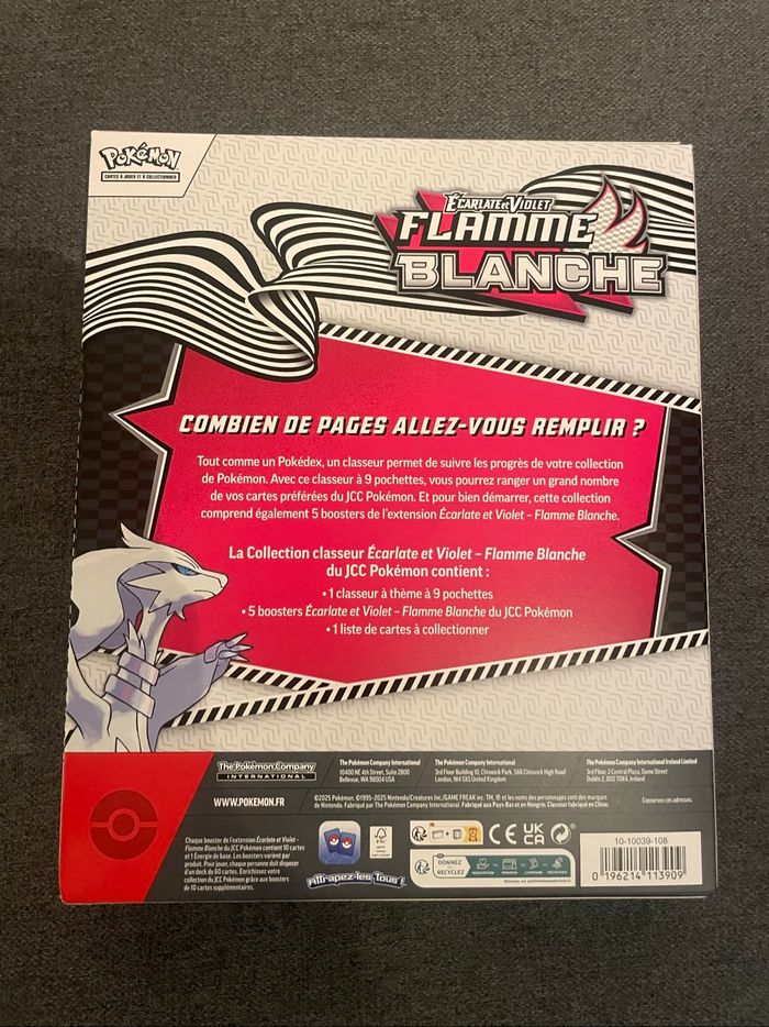 Classeur Pokémon 10.5 flamme blanche - photo numéro 2