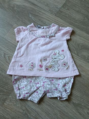 Combinaison fleurie 3 mois