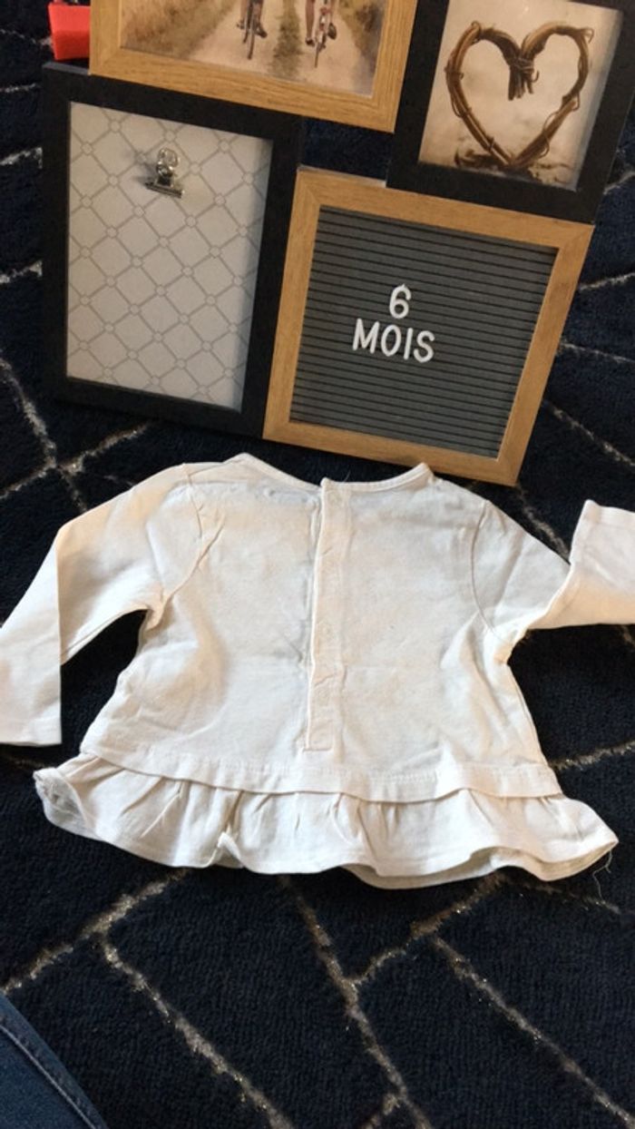 TEE shirt 6 mois - photo numéro 2