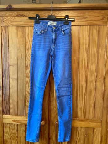 Jean femme taille 32 Jennyfer