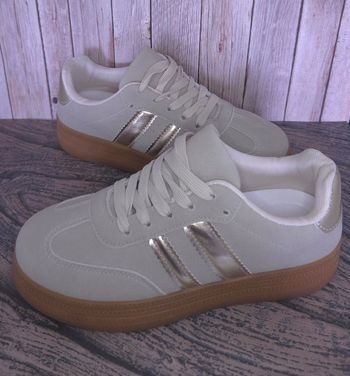 Baskets femmes beige tendances - Taille 37 - NEUVES 🌟